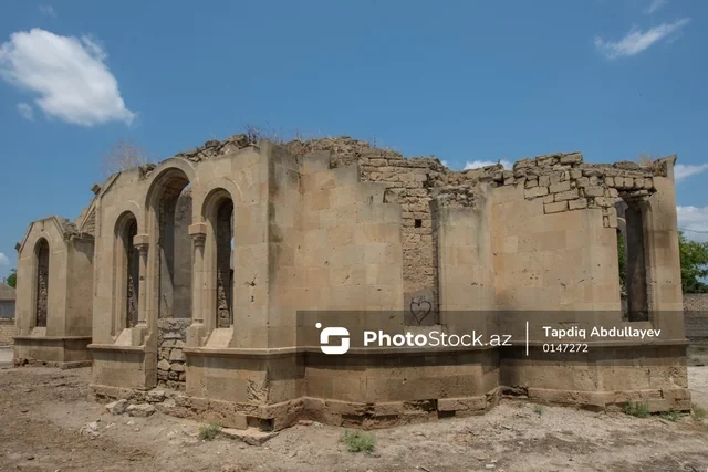 Neftçalada yerləşən qədim xristian məbədi: Tarixi abidənin bugünkü mənzərəsi - FOTOREPORTAJ