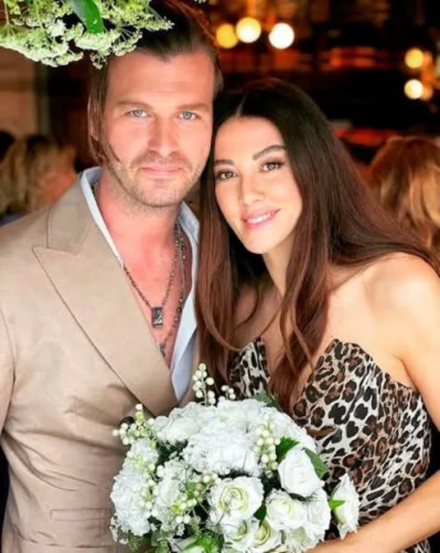Həyat yoldaşından boşanacağına dair iddialar yayılan Kıvanç Tatlıtuğ ikinci dəfə ata olur - FOTO