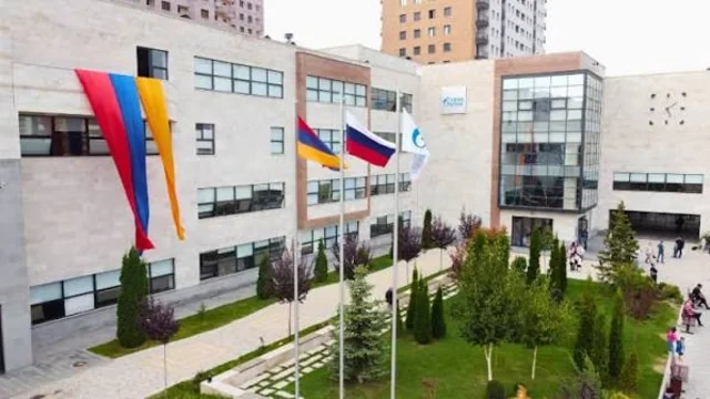 Paşinyanın Rusiya və Qərb arasında "iki stul" siyasəti: Ermənistanı nə gözləyir? - MÜSAHİBƏ