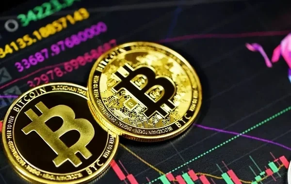 Milyarder investor sözünü tuta bilmədi, "Bitcoin"ləri satdı