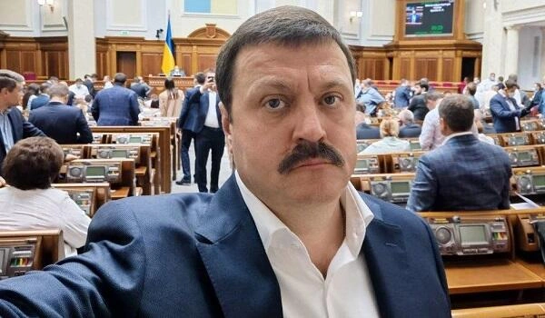 Putin Ukrayna TX-nin sabiq rəisini Rusiya Qəhrəmanı etdi