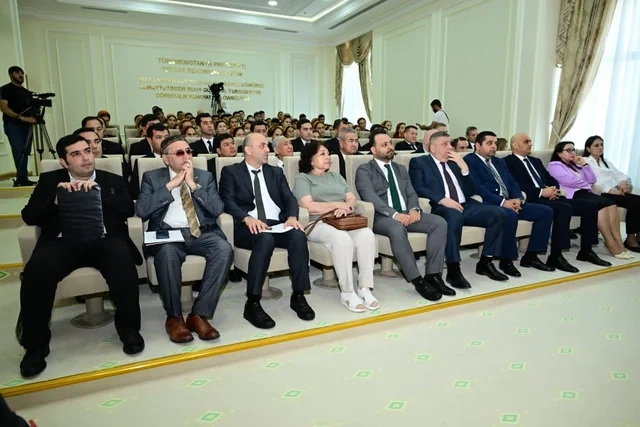 Arkadağ şəhərində Seyid Əzim Şirvani və Dövlətməmməd Azadinin yaradıcılığına həsr olunan elmi konfrans keçirilib - FOTO
