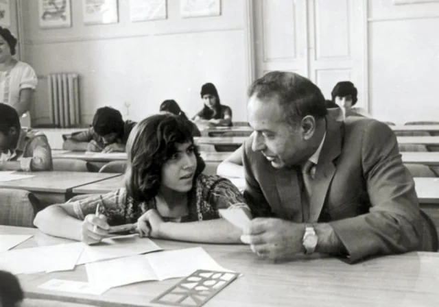 "Mən yer üzündə müəllimdən yüksək ad tanımıram" - Ulu öndərin təhsilə verdiyi müstəsna dəyər  - FOTO