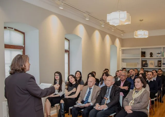"Yüksəliş" müsabiqəsinin qalibləri üçün "Ədibin Evində Yüksəliş" silsilə görüşlərinin növbəti sessiyası keçirilib - FOTO