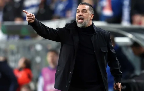 Arda Turanın komandası oyunu yarımçıq qoydu - Hava hücumu təhlükəsi