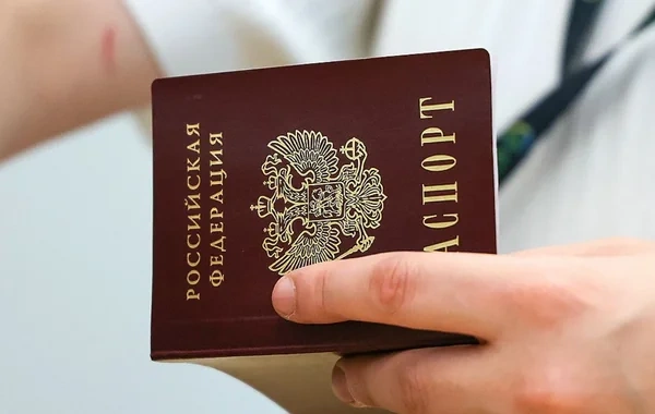Bəzi miqrantların Rusiya vətəndaşlığı alması qadağan ediləcək