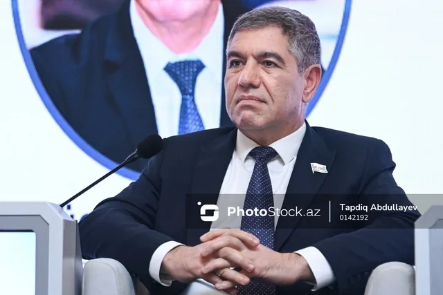 Milli Məclisdə icbari tibbi sığorta ilə bağlı qanun layihələri müzakirə olundu - FOTO