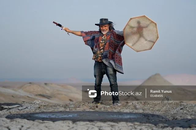 Qobustanın sükutunu pozan qaval səsi və torpağın ruhu: Təbiət və qədim inanclar - FOTOREPORTAJ