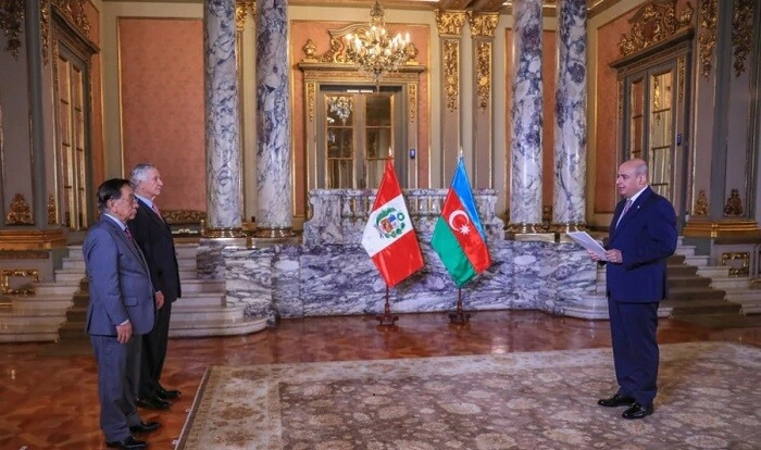 Peru prezidenti Azərbaycan səfiri ilə görüşdü