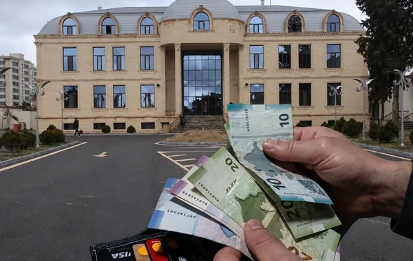 Bakıdakı peşə məktəbində təqaüd problemi: Nə zaman ödəniləcək?