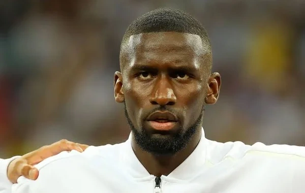 "Real Madrid" Rüdigerlə bağlı qərarını açıqladı