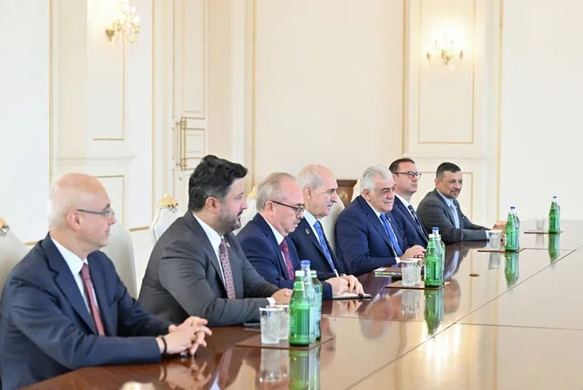 İlham Əliyev Numan Kurtulmuşun rəhbərlik etdiyi nümayəndə heyətini qəbul edib - FOTO