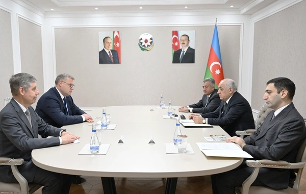 Əli Əsədov Rusiyanın Həştərxan vilayətinin qubernatoru ilə görüşüb