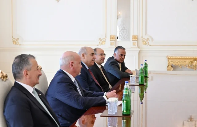 Prezident İlham Əliyev İordaniya Nümayəndələr Palatasının nümayəndə heyətini qəbul edib - FOTO