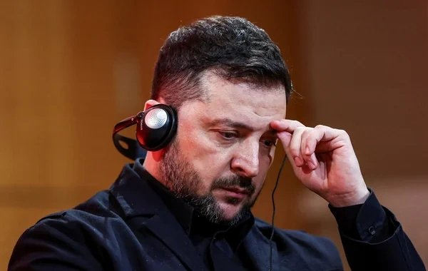 Zelenskidən ŞOK XƏBƏRDARLIQ: "Yaxın Şərq alovlanır, Ukrayna qış ərəfəsində enerji böhranı ilə üz-üzə qalacaq"