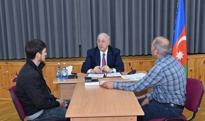 Zakir Fərəcov vətəndaşların müraciətlərini yerində dinlədi