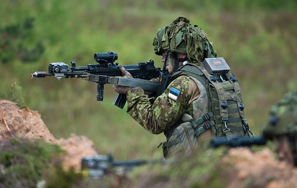 Estoniya Qrenlandiyanı müdafiə etmək üçün bir zabit göndərəcək