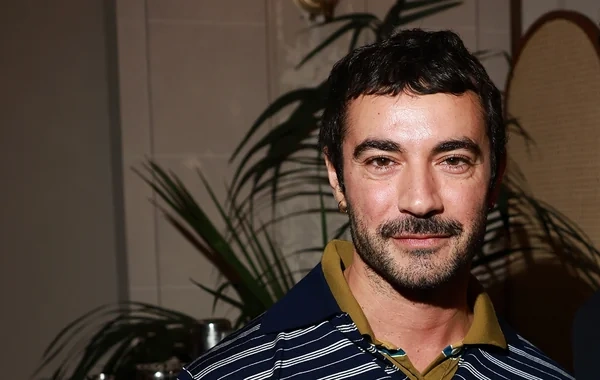 İlk dəfə "Emporio Armani"nin kreativ direktoru ailədən biri olmadı