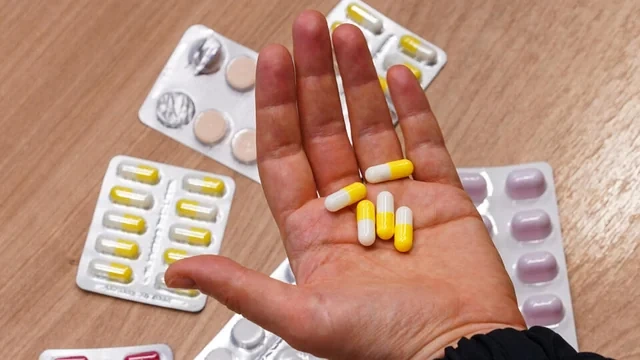 Antibiotik qəbulundan sonra edilən ən böyük səhv - Həkim açıqladı