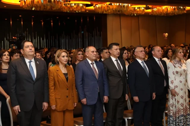 Azərbaycan Tibb Universitetində "Məzun Günü" təntənə ilə qeyd olunub - FOTO