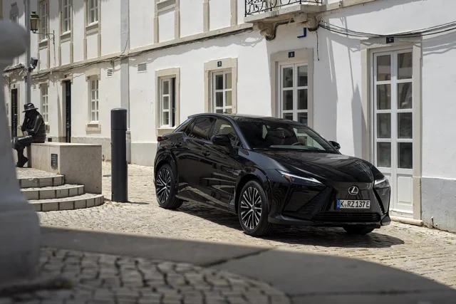 "Lexus RZ" - Elektrikli lüksün yeni erası