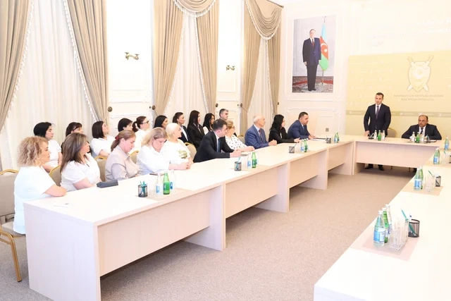 Baş Prokurorluqda dövlət qulluqçularının peşə bayramı qeyd edilib - FOTO