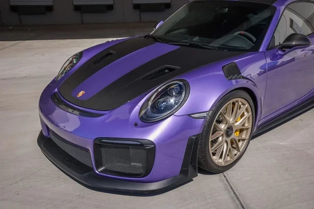 Nadir "Porsche" rekord qiymətə satıldı - FOTO