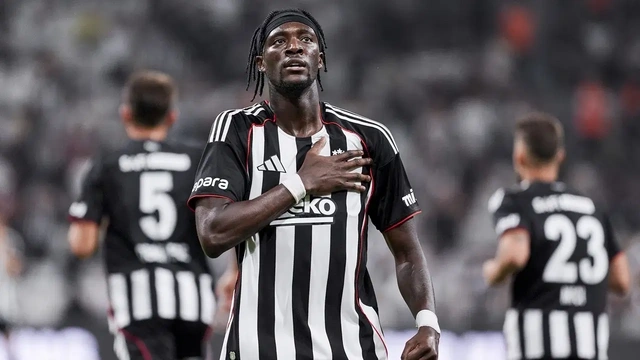 "Beşiktaş"ın hücumçusu İngiltərə Premyer Liqasına geri qayıdır