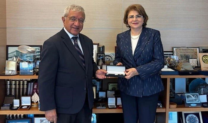 Nəcibə Nəsibova ADA Universitetini ziyarət etdi