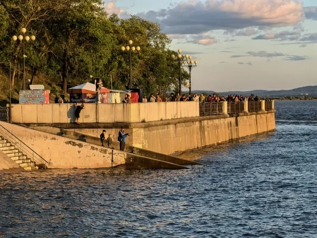 Xabarovskda Amur çayı məcrasından çıxıb: Bölgə su altında qalır - FOTO - VİDEO