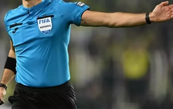 Azərbaycan çempionatında hakimi təhqir edən futbolçu cəzalandırıldı