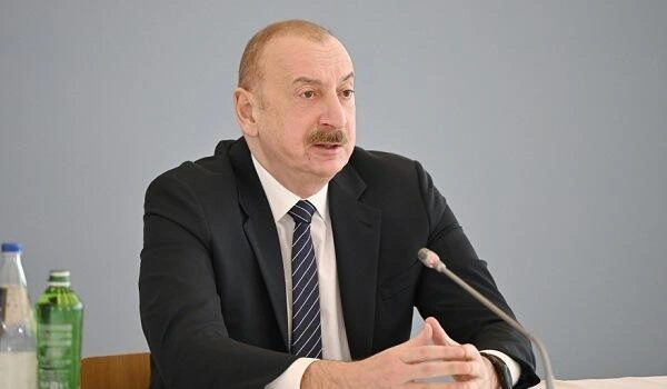 İlham Əliyev "Sabah"ı təbrik etdi - Foto