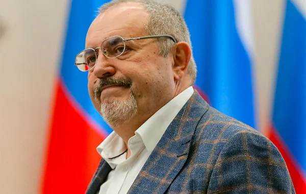 Rusiya prezidenti vəzifəsinə namizəd olmuş siyasətçi "xarici agent" elan edildi