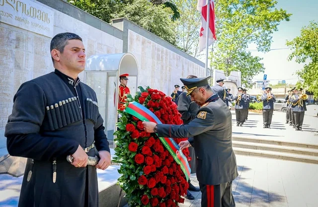 Azərbaycan və Gürcüstan müdafiə nazirləri görüşüb - FOTO