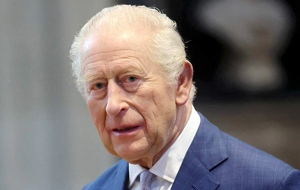 Britaniya kralı xərçəng xəstəliyi ilə mübarizəsindən danışıb