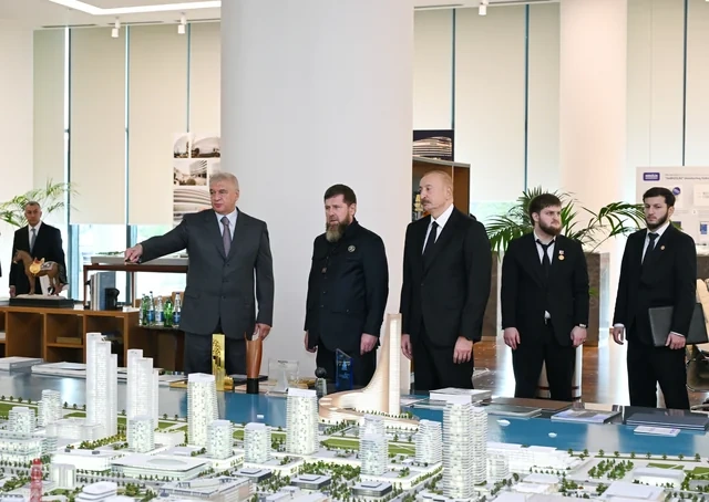 İlham Əliyev və Ramzan Kadırov "Bakı Ağ Şəhər"də olublar - Foto