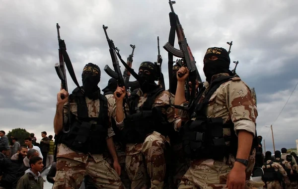 Suriyadan İraqa köçürülən İŞİD-çi məhbuslar arasında onlarla azərbaycanlı var