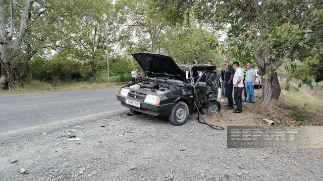 Qaxda baş verən ağır qəzanın detalları: Xəsarət alanlar var - Foto