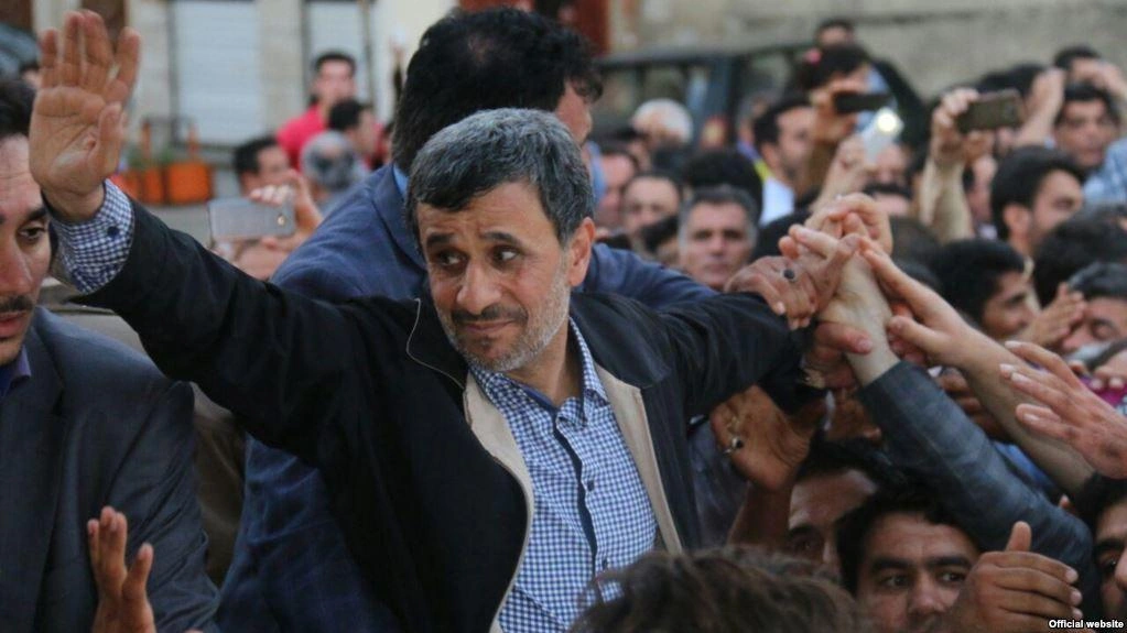 Əhmədinejad MOSSAD rəhbəri ilə görüşüb, indi həbsdədir - KİV