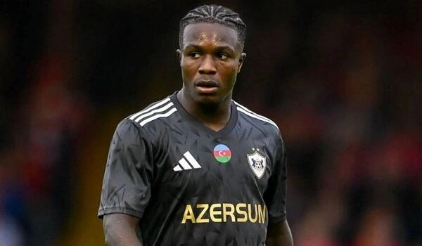 Emmanuel Addaininin yeni klubu bəlli oldu