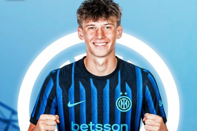 "İnter" müdafiə xəttinə gənc oyunçu transfer edib