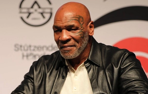 Mayk Tayson sosial şəbəkədəki abunəliyini satdı