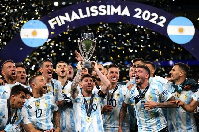 FİFA-dan bu futbolçulara ağır cəza...