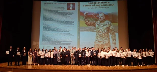 Yazıçı-publisist Aydın Tağıyevin kitabının təqdimatı olub - FOTO