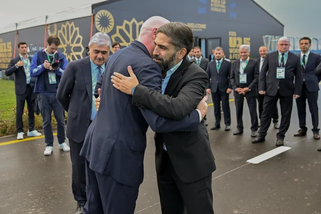 FIFA U-15 dünya çempionatına start verildi: Rəsmilərin Hövsan Yarış Kompleksinə səfəri baş tutub - Foto