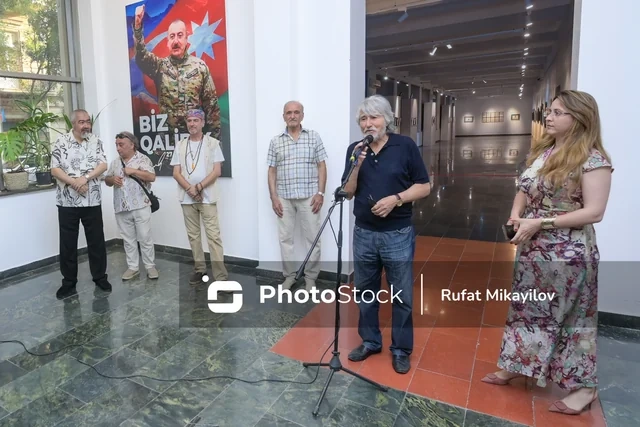 Bakıda rəssam və şair Nazim Şahın sərgisi açılıb - FOTO