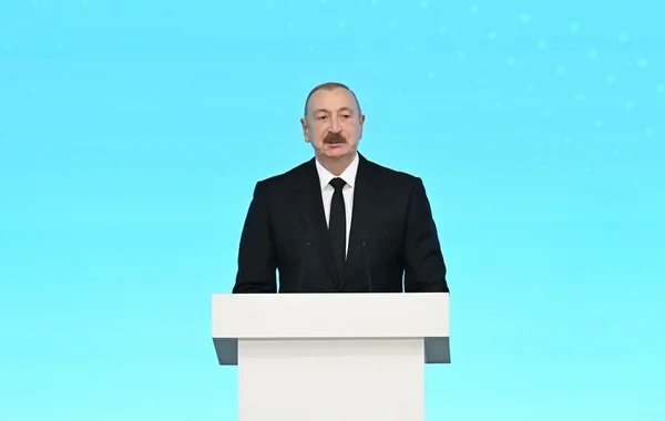 Prezident İlham Əliyev "Bakı Enerji Həftəsi"nin iştirakçılarına müraciət ünvanlayıb