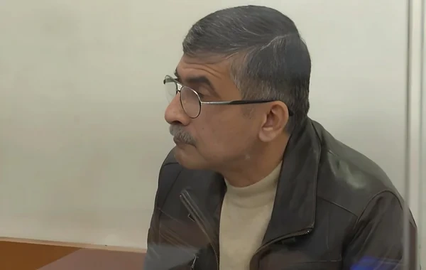 Rüşvət almaqda ittiham edilən Hüseyn Seyidov vaxtından əvvəl azadlığa buraxıldı - Video