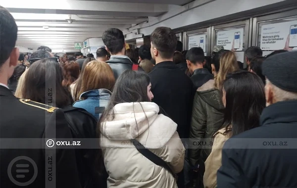 Səhər saatlarında Bakı metrosunda SIXLIQ - İnterval dəyişikliyinin FƏSADLARI - FOTO