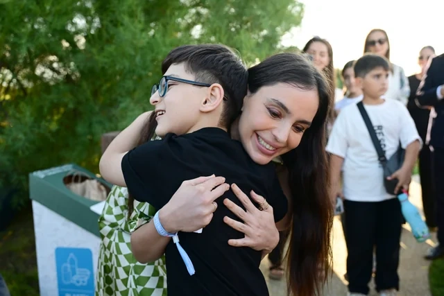 Leyla Əliyeva və Alyona Əliyeva Xeyirxahlıq Festivalında iştirak ediblər - FOTO